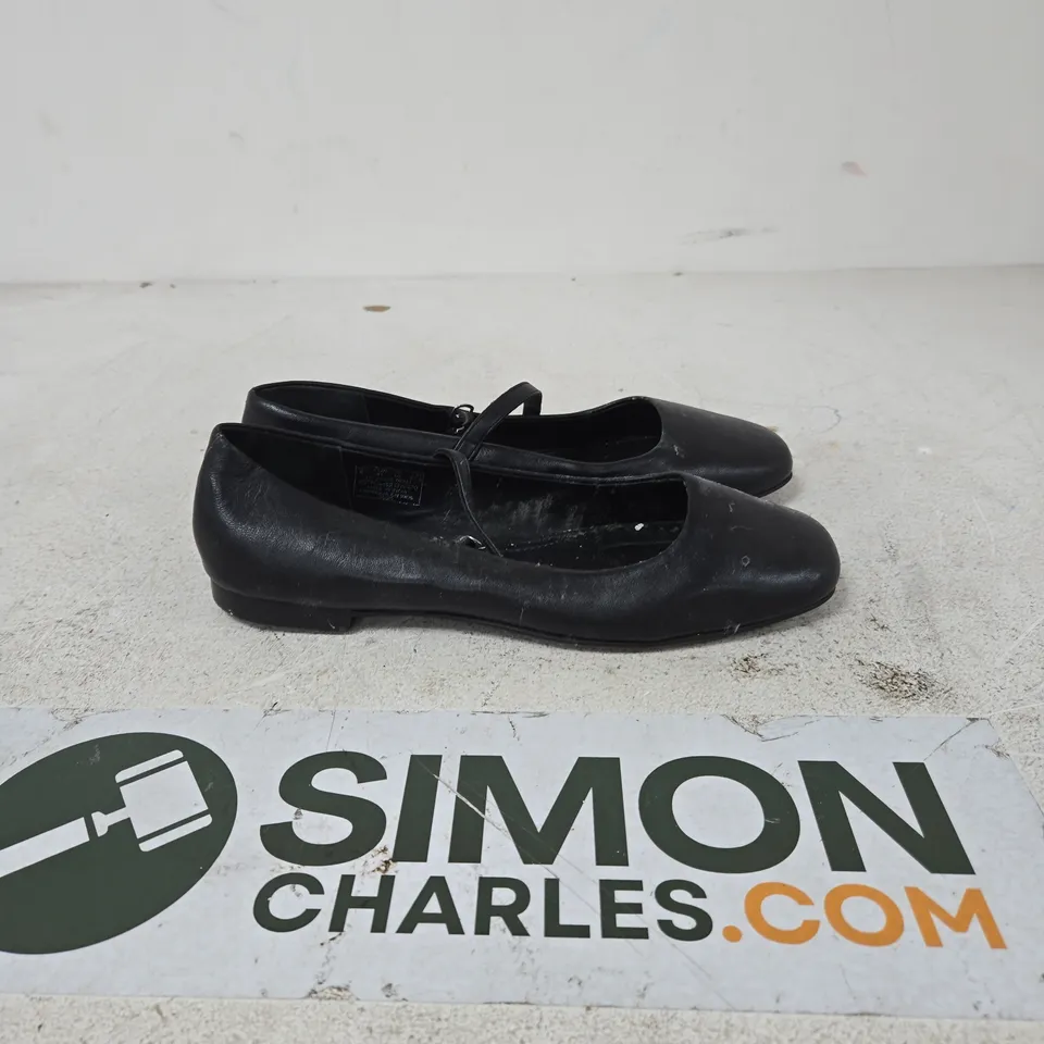 HUSH PUPPIES PAIR OF WOMEN'S BLACK LEATHER MARY JANE FLATS UK SIZE 8