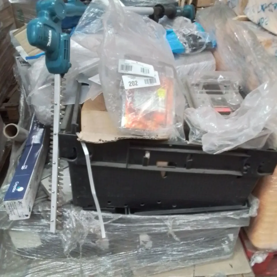 PALLET CONTAINING DEHUMIDIFIERS, DOOR HANDLES AND HINGES ECT.