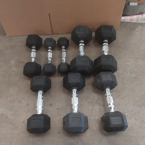 BOXED SET OF ASSORTED DUMBELLS 