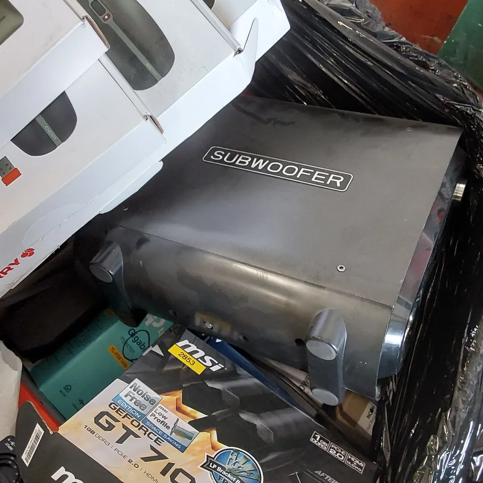 PALLET OF ASSORTED ELECTRICALS AND CONSUMER PRODUCTS TO INCLUDE; KB100 KEYBOARD AMPLIFIER, CHERRY KEYBOARD + MOUSE SETS, WHARFEDALE SUBWOOFER ECT.