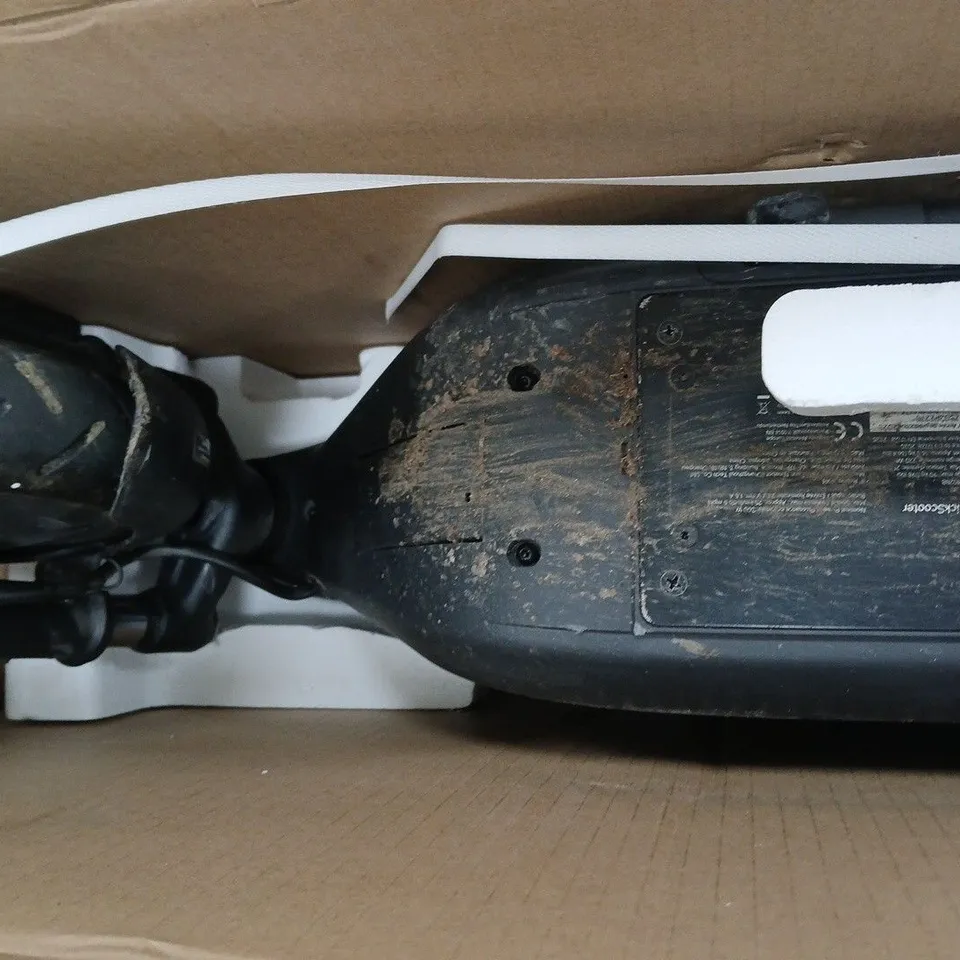 SEGWAY E2 PLUS B II ELECTRIC SCOOTER - COLLECTION ONLY