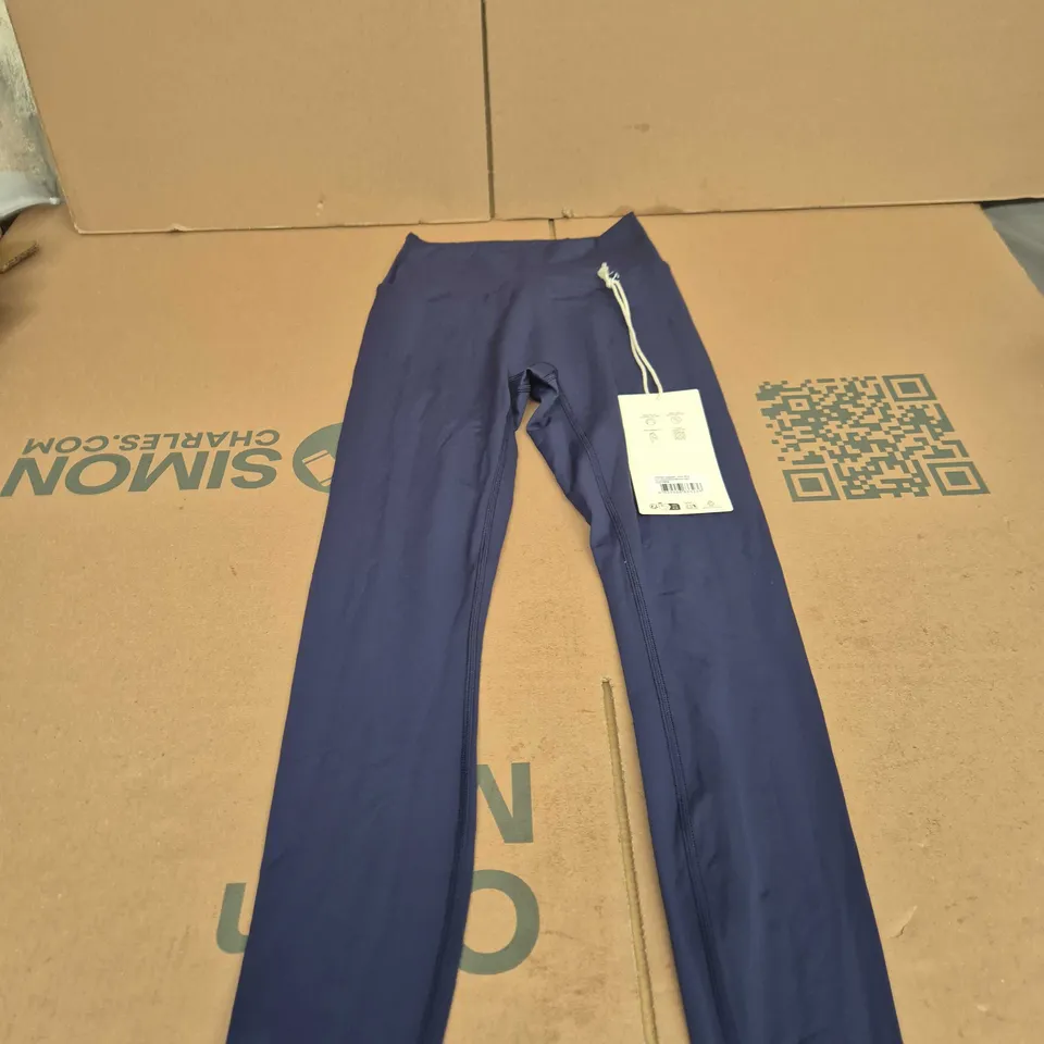 ADANOLA NAVY 7/8 LEGGINGS – SMALL (MADE IN CAMBODIA)