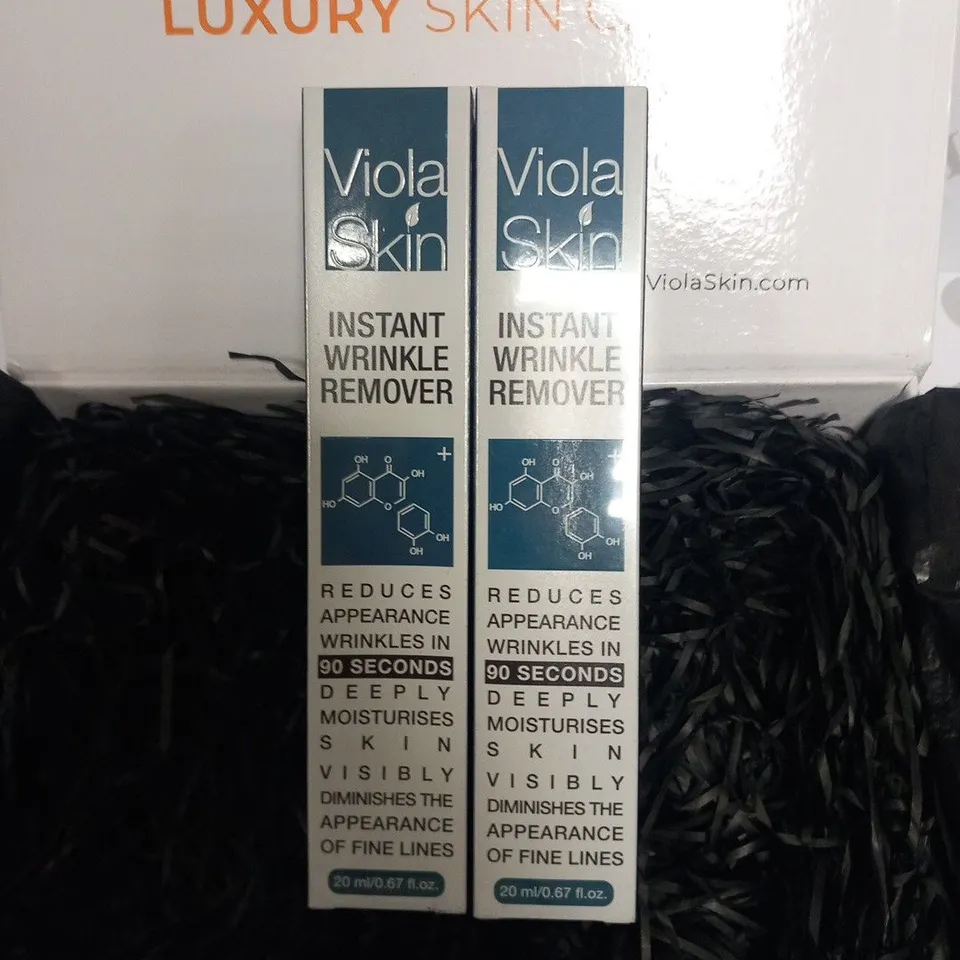 BOXED VIOLA SKIN LUXURY SKIN CARE GIFT SET TO INCLUDE 2 INSTANT WRINKLE REMOVER BOTTLES