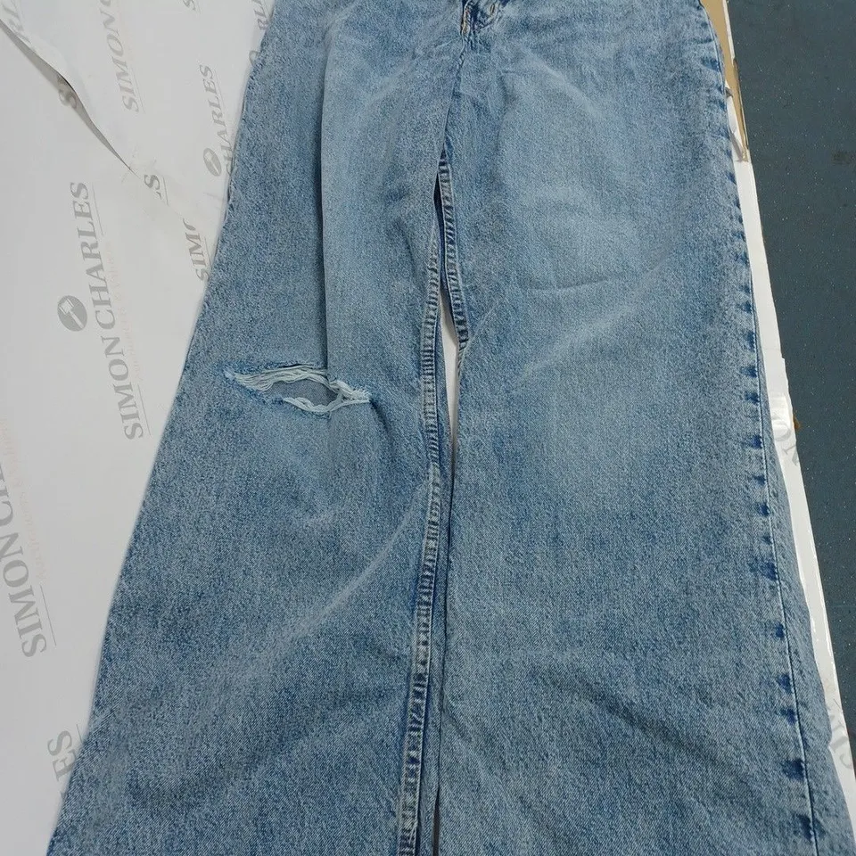 H&M STRAIGHT HIGH WAIST DENIM JEANS - EUR 40 