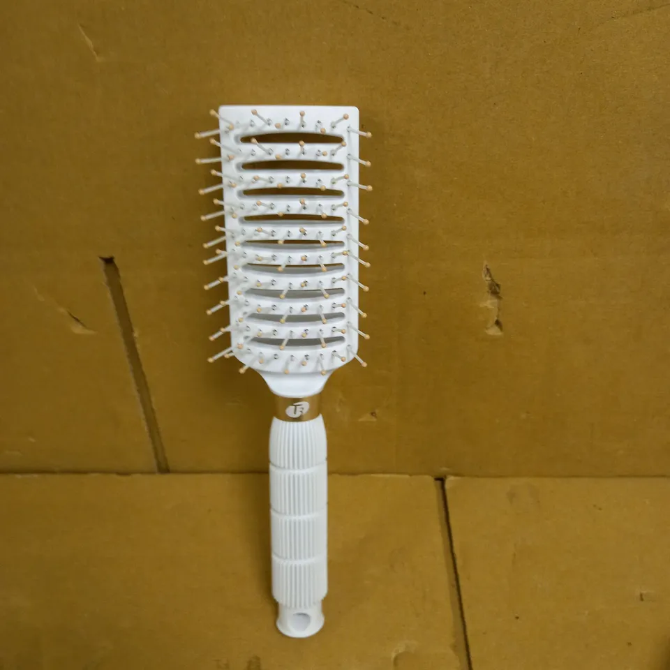 DRY VENT BRUSH  RRP £24.99