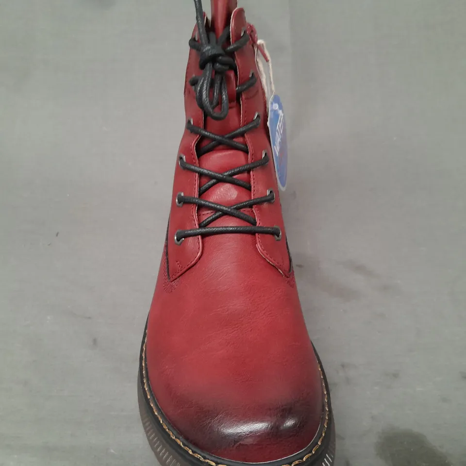 BOXED PAIR OF WESTLAND ANKLE BOOTS IN RED EU SIZE 42