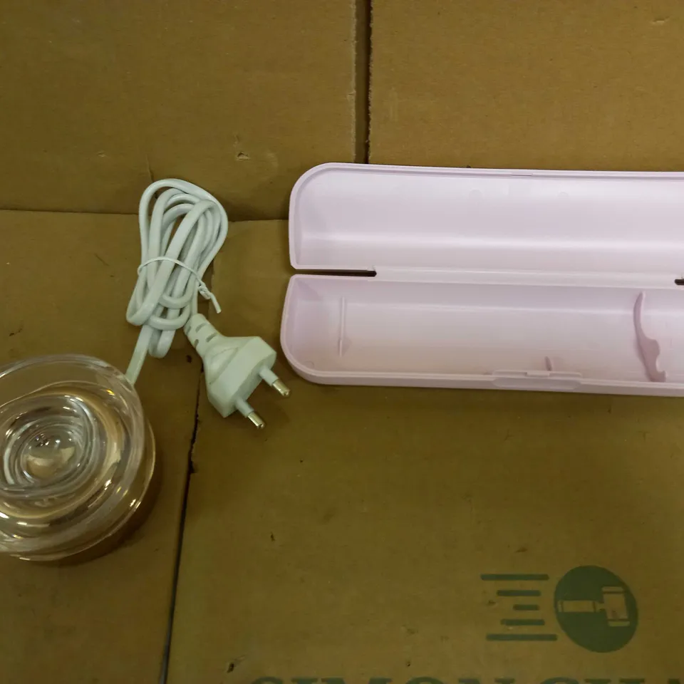 SPARE PARTS FOR PHILIPS SONICARE DIAMONDCLEAN 9000 - CASE AND CHARGER