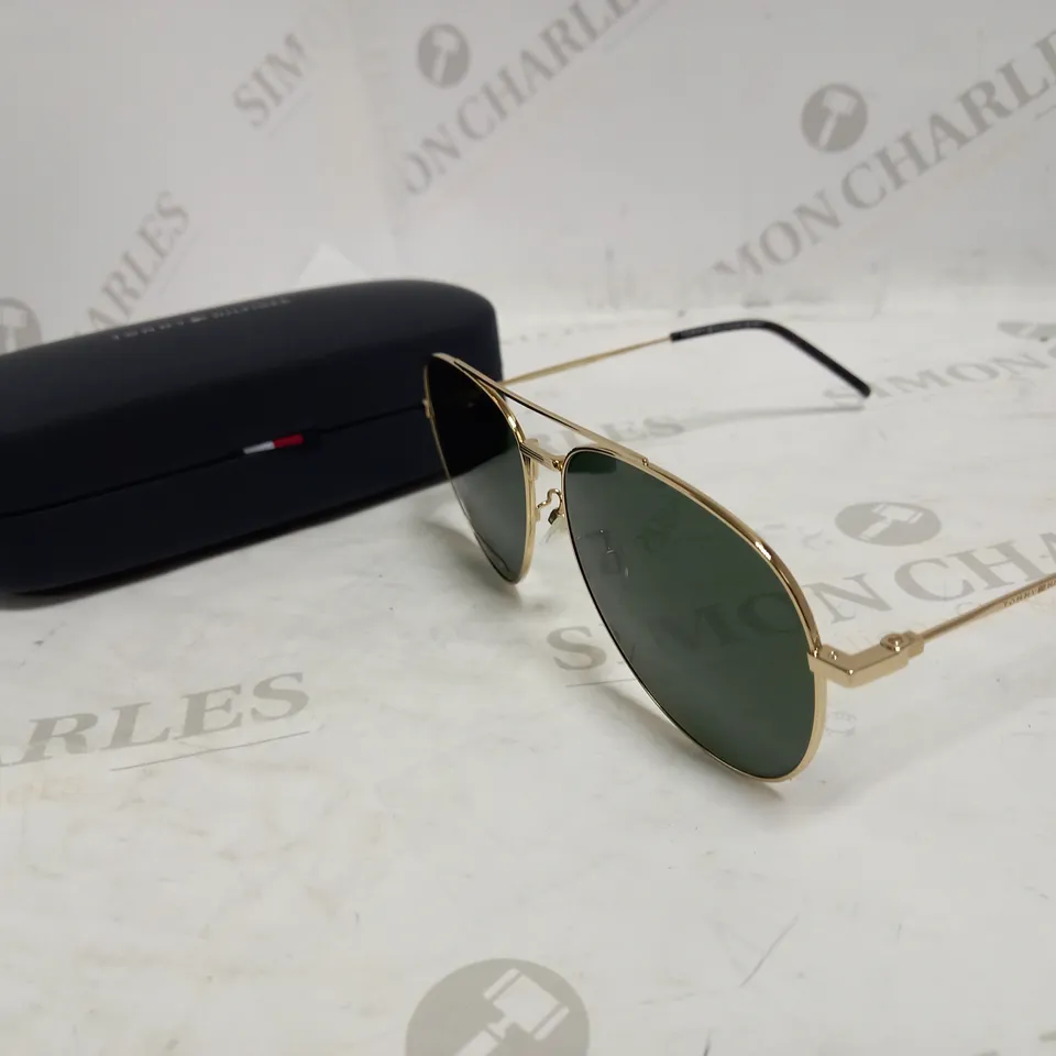 TOMMY HILFIGER METAL PILOT SUNGLASSES RRP £120