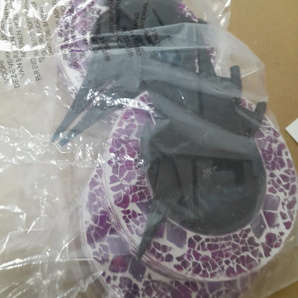 BELL & HOWELL SET OF 4 GLASS MOSAIC DESIGN SOLAR DISK LIGHTS - PINK