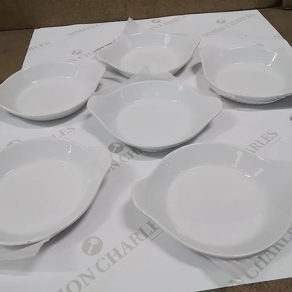 BOX CONTAINING 6 PORCELAIN DISHES