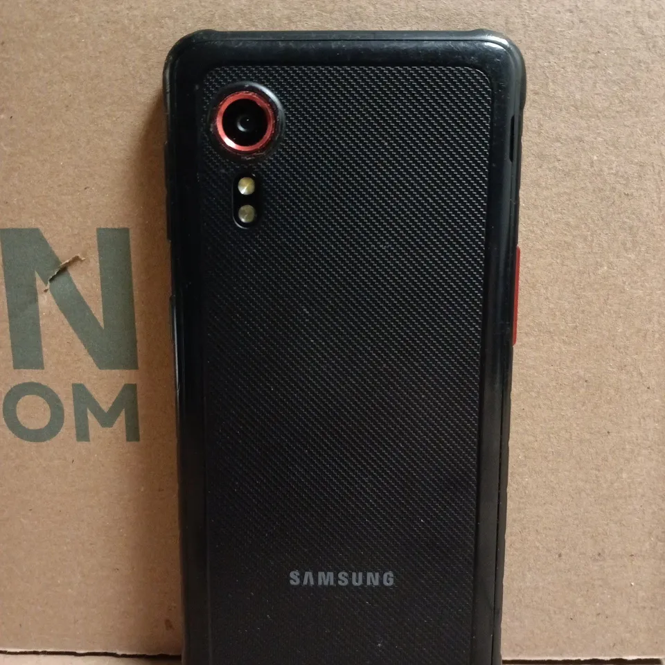 SAMSUNG GALAXY XCOVER 5 MOBILE PHONE SM-G525F/DS