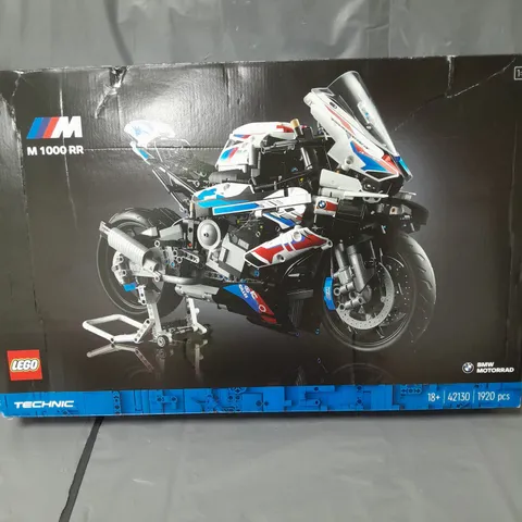 BOXED LEGO TECHNIC 42130 M 1000 RR BMW MOTORBIKE 