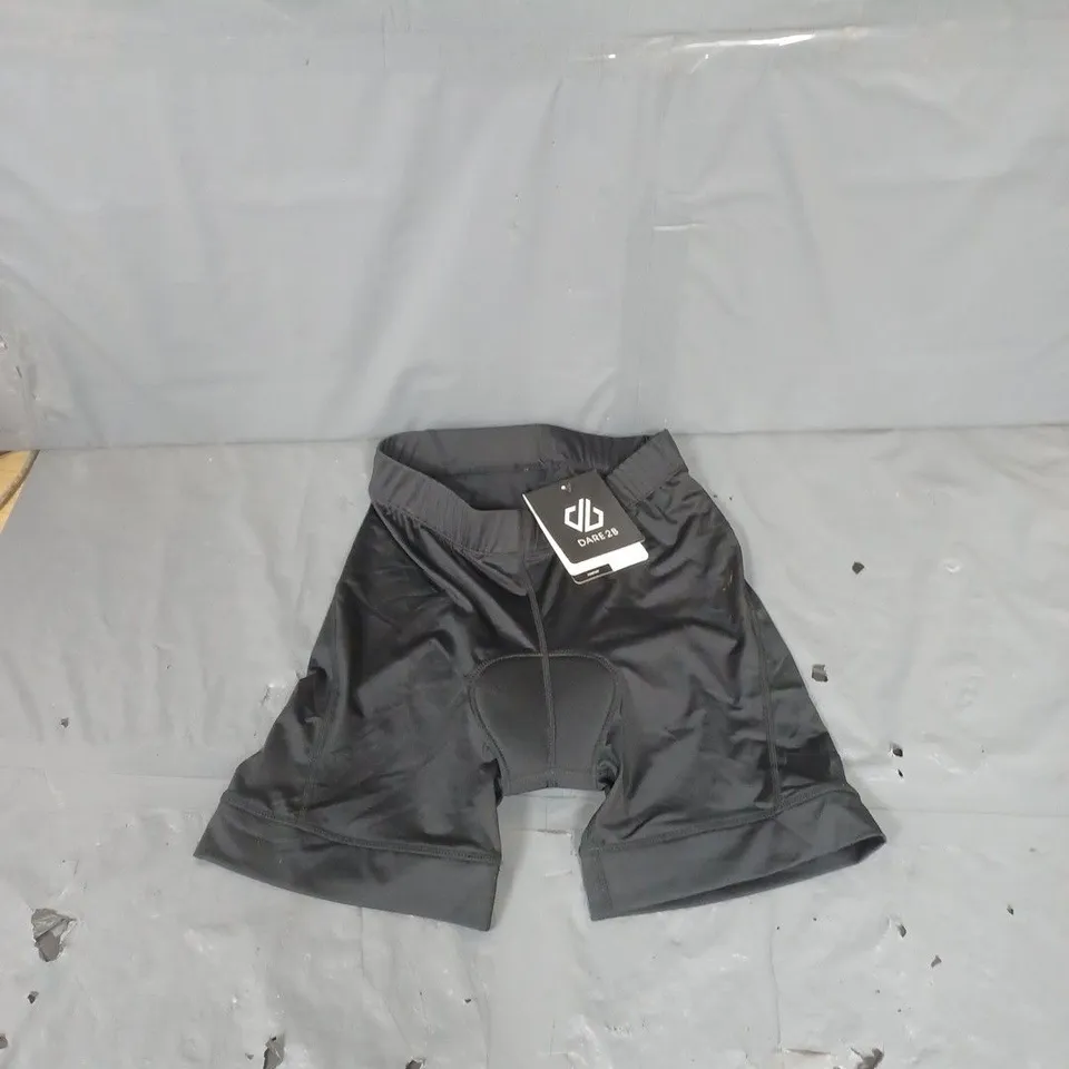 DARE2B HABIT SHORTS IN BLACK - UK 10