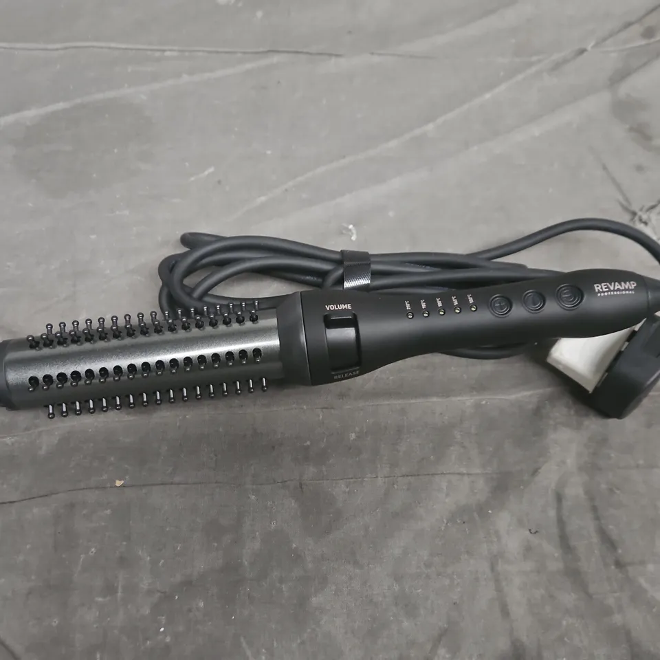 BOXED REVAMP VOLUME AND WAVE CERAMIC HOT BRUSH BR-1350X-GB