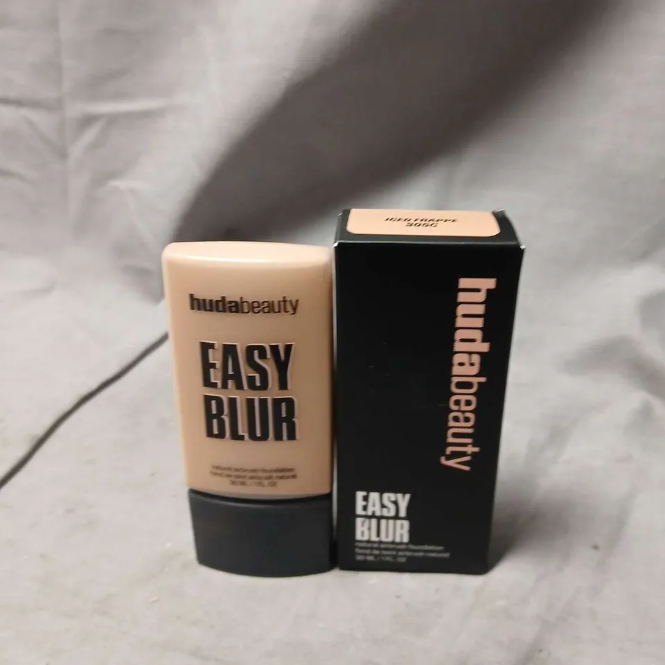 HUDABEAUTY EASY BLUR – MAKE-UP PRODUCT WITH BOX