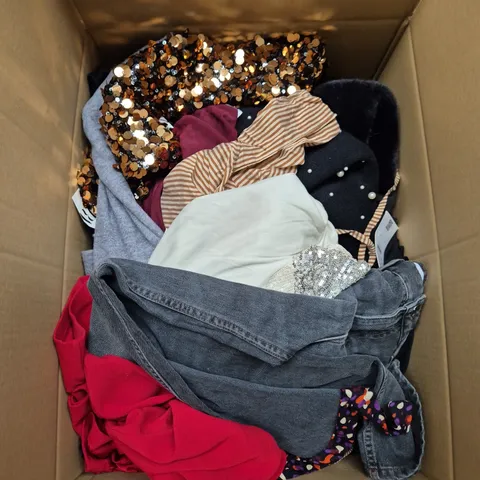 LARGE BOX OF ASSORTED CLOTHING ITEMS IN VARIOUS SIZES, STYLES AND COLOUR - COLLECTION ONLY