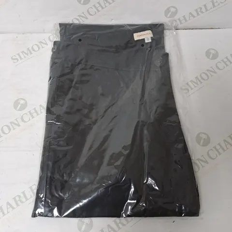 SEALED SET OF 11 BRAND NEW CORPORATIVE STYLE BLACK CHINOS - SMALL