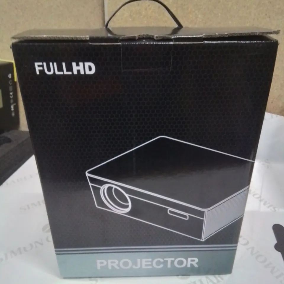 BOXED FULL HD DIGITAL LED PROJECTOR 