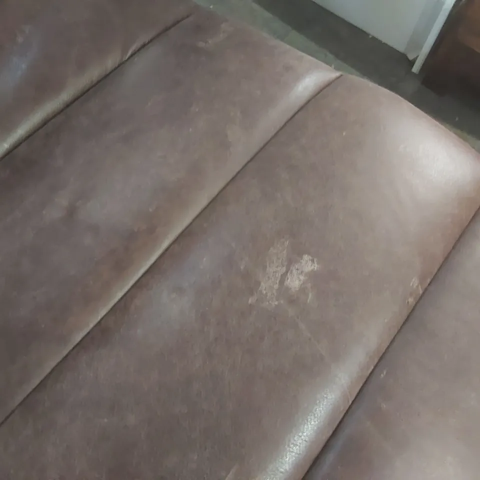 RYE UPHOLSTERED CHAISE LOUNGE WITH ADJUSTABLE BACKREST