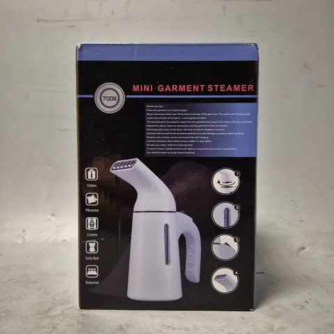 BOXED UNBRANDED MINI GARMENT STEAMER 