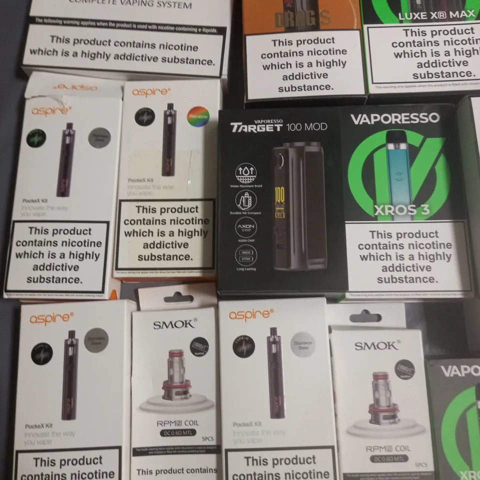 LOT OF APPROXIMATELY 20 ASSORTED VAPING ITEMS AND ACCESSORIES TO INCLUDE VAPORESSO, ASPIRE AND SMOK