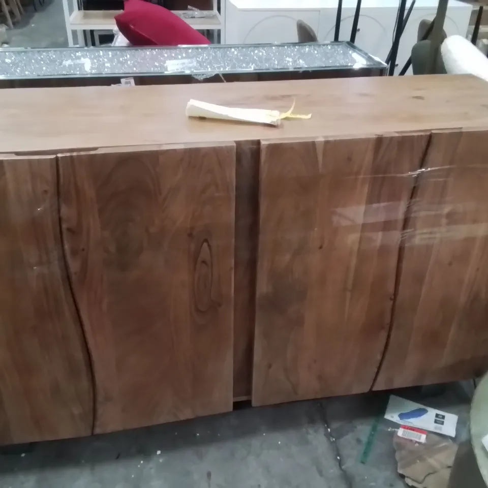HEPHZIBAH LARGE SIDEBOARD 