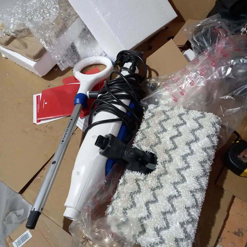 SHARK KLIK AND FLIP STEAM MOP