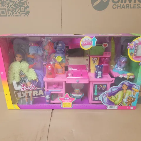BOXED MATTEL BARBIE EXTRA DOL AND PLAYSET