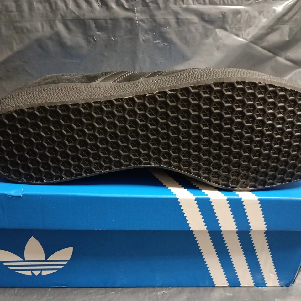 BOXED PAIR OF ADIDAS GAZELLE BLACK SUEDE SNEAKERS – UK 11 