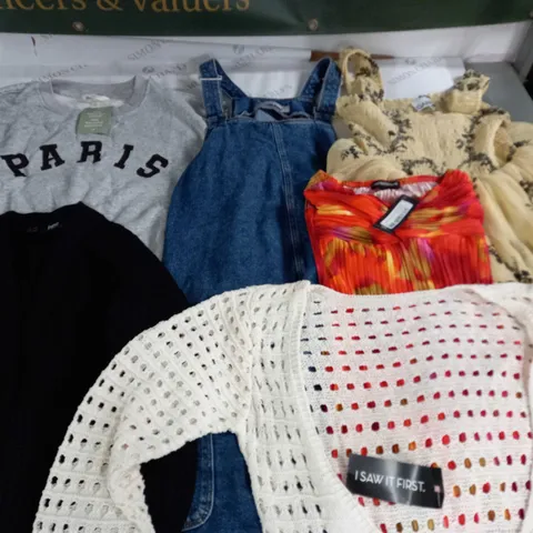 LARGE QUANTITY OF ASSORTED CLOTHING ITEMS TO INCLUDE I SAW IT FIRST, H&M AND BPC
