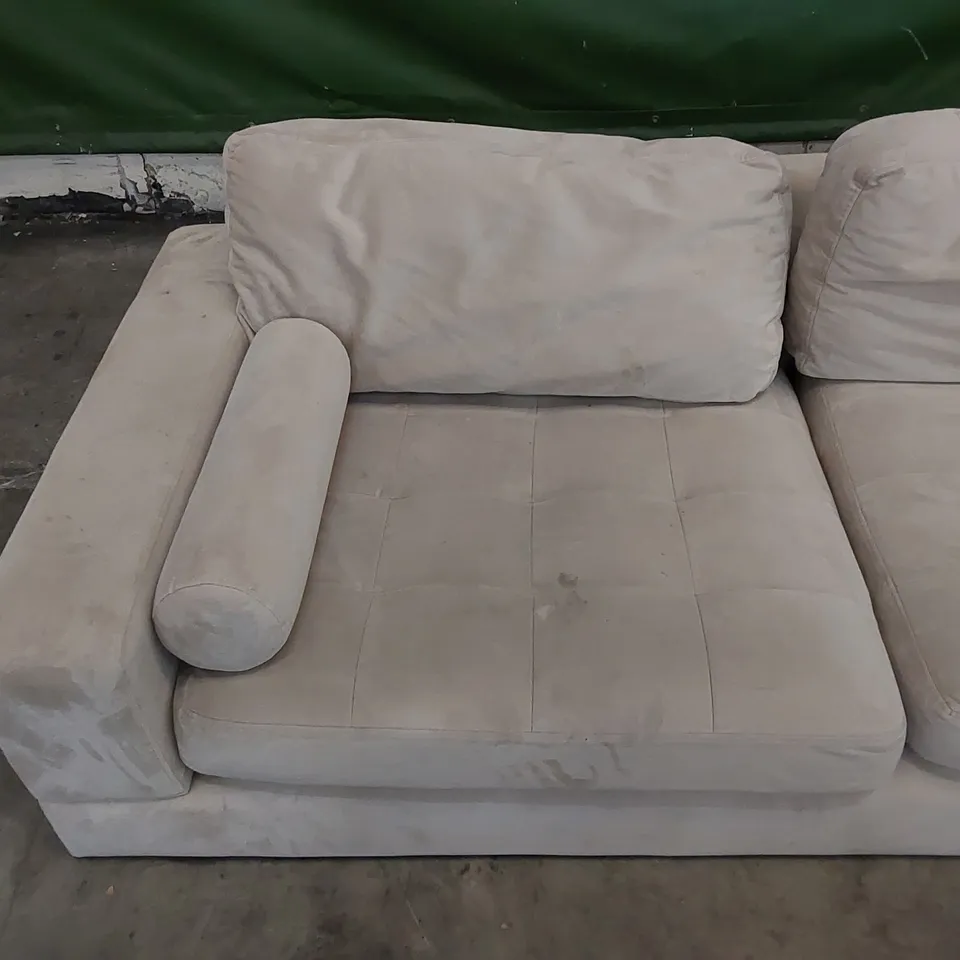 DESIGNER FABRUC UPHOLSTERED SOFA WITH CUSHIONS 