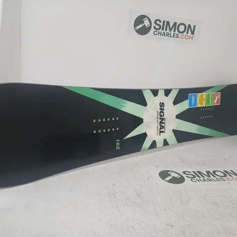 SIGNAL SNOWBOARD 162 CM – HAND-PRINTED GRAPHIC (MADE IN CALIFORNIA)