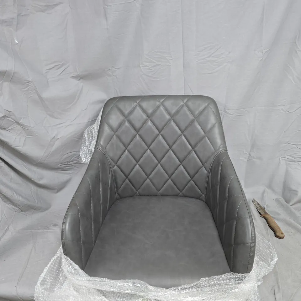 GREY QUILTED CHAIR WITH FITTINGS