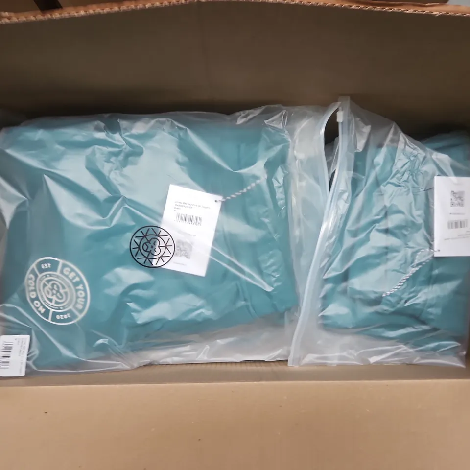 APPROXIMATELY 20 ASSORTED BAGGED UNISEX GET YOUR COLD ON JOGGERS IN GREEN - MEDIUM