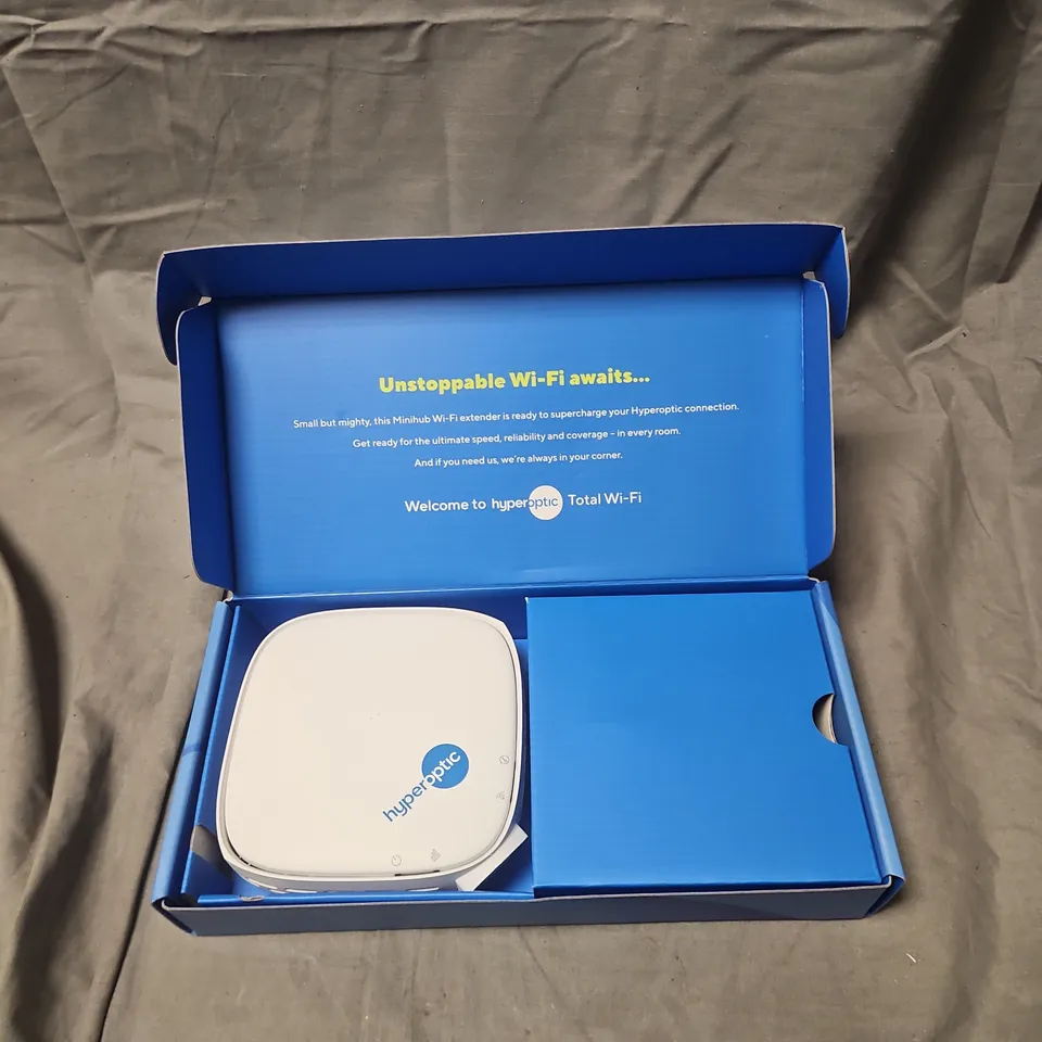 HYPEROPTIC TOTAL WI-FI MINIHUB – BOXED HOME NETWORKING EXTENDER