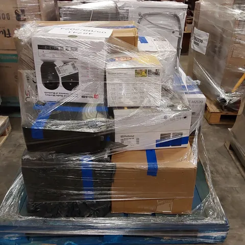 PALLET OF APPROXIMATELY 12 UNPROCESSED RAW RETURN HOUSEHOLD AND ELECTRICAL GOODS TO INCLUDE;