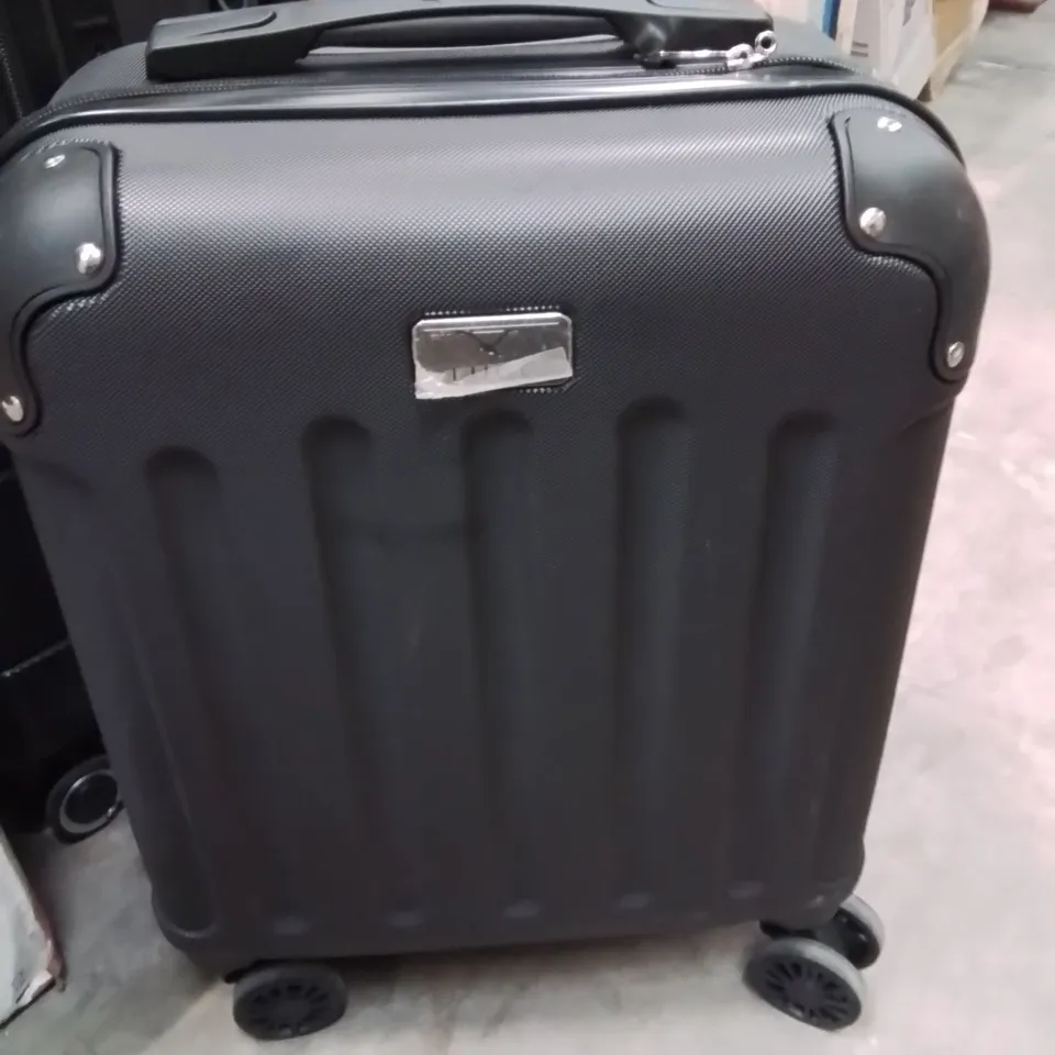 LUGG TRAVEL CABIN BAG BLACK