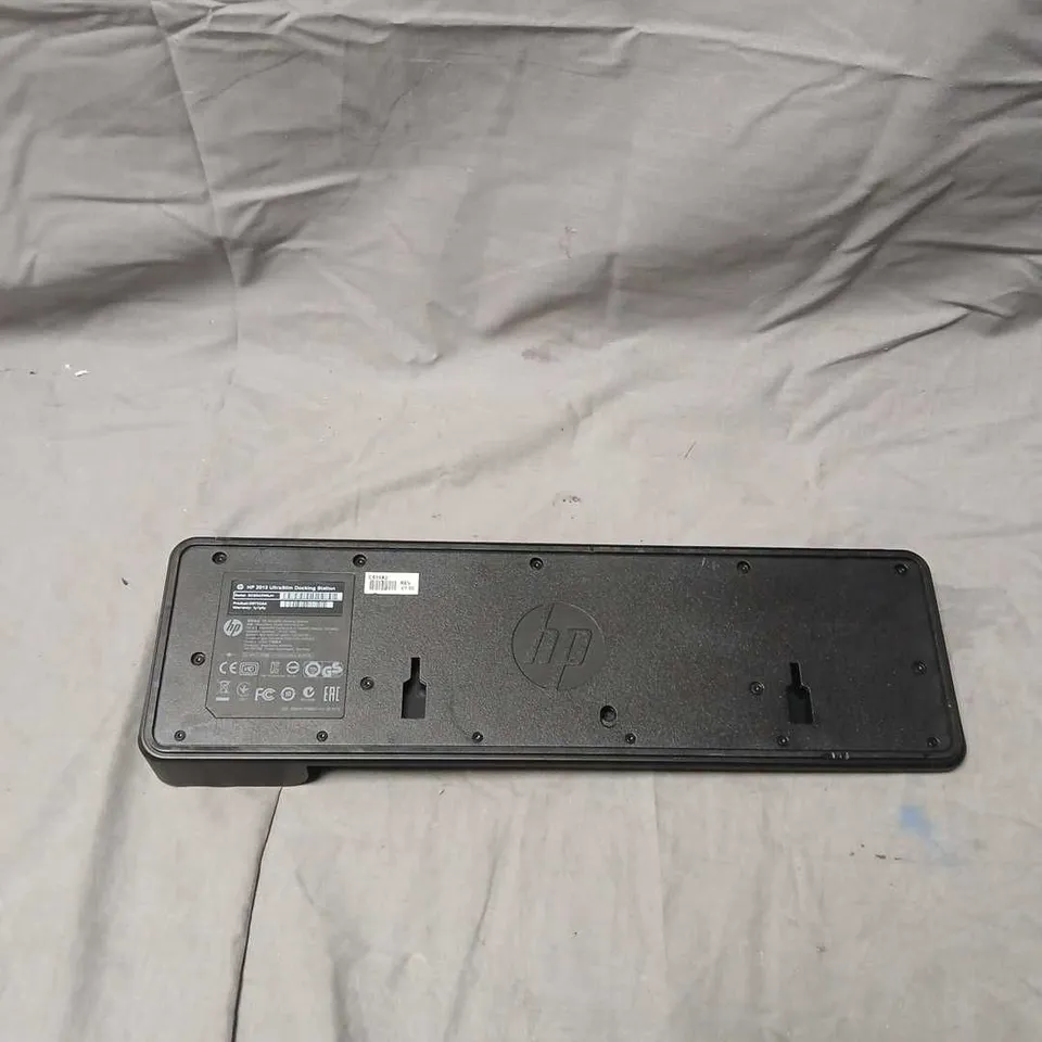 HP 2013 ULTRASLIM DOCKING STATION MODEL HSTNN-IX10