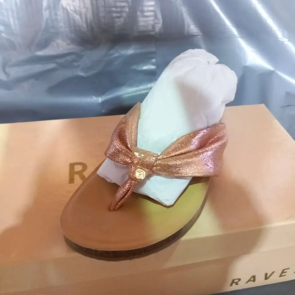 BOXED RAVEL GLADE METAL COMB LEATHER SUMMER SIZE 3