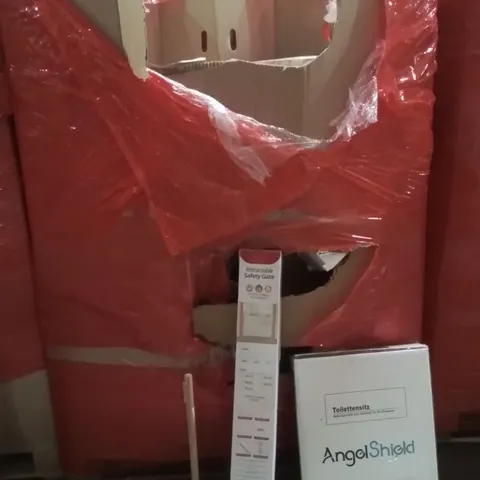 PALLET OF ASSORTED HOUSEHOLD GOODS AND PRODUCTS TO INCLUDE;TOILET SEAT,RETRACTABLE SAFETY GATE,PLUNGER