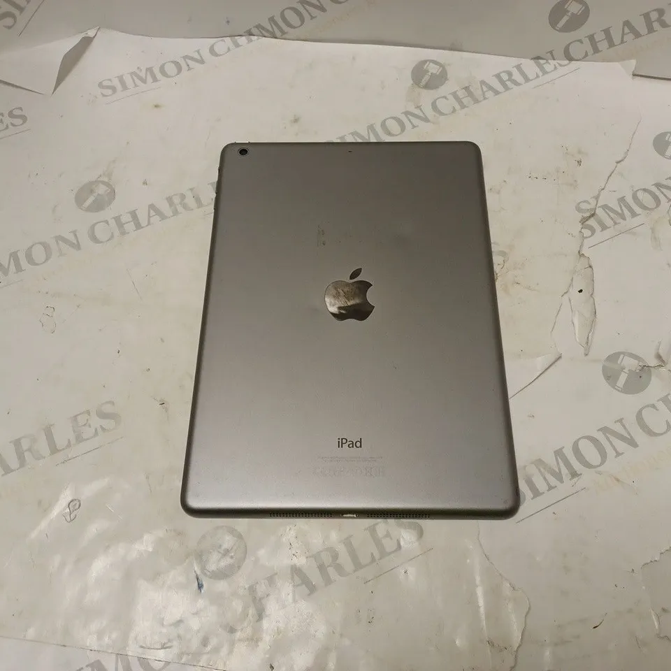 APPLE IPAD IN GREY MODEL A1474