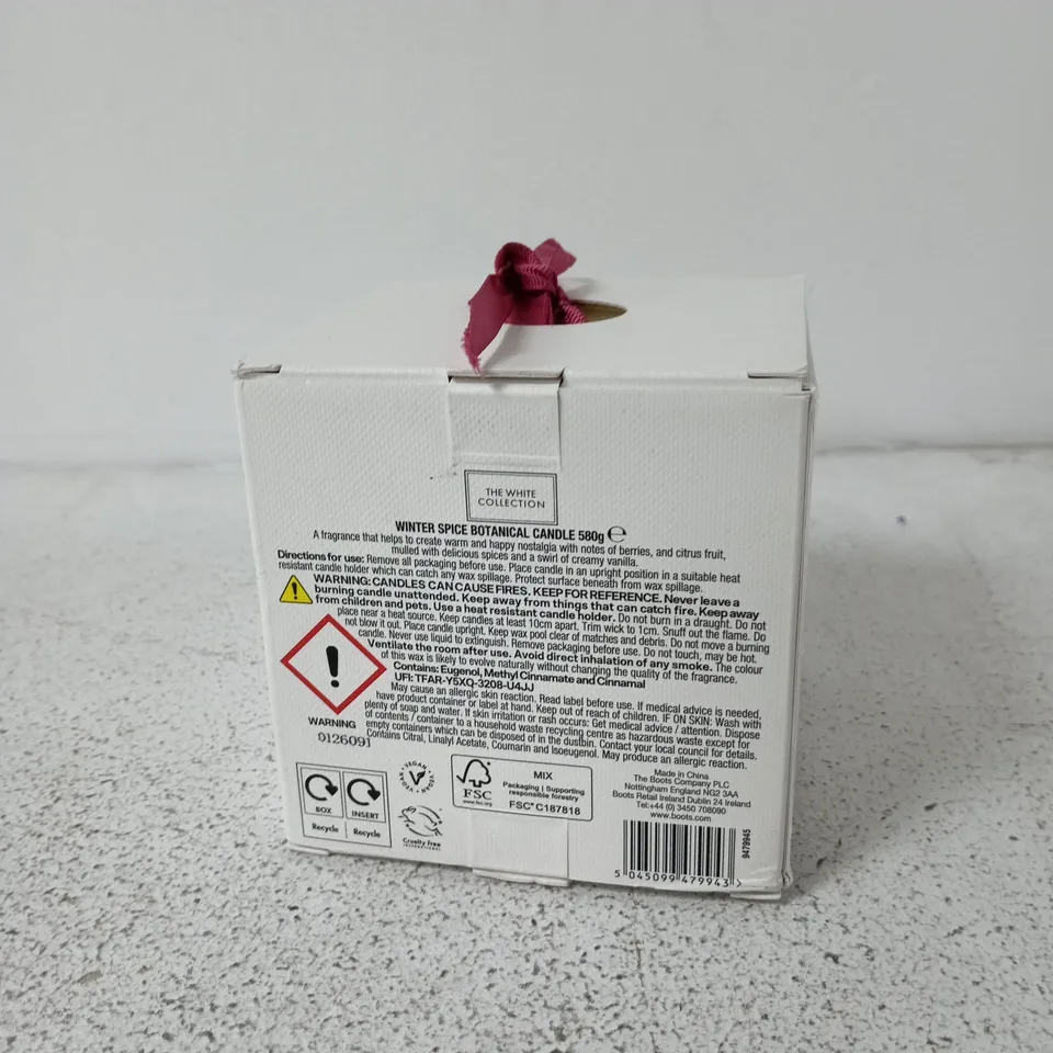 WINTER SPICE BOTANICAL CANDLE 580G – THE WHITE COLLECTION (BOXED)