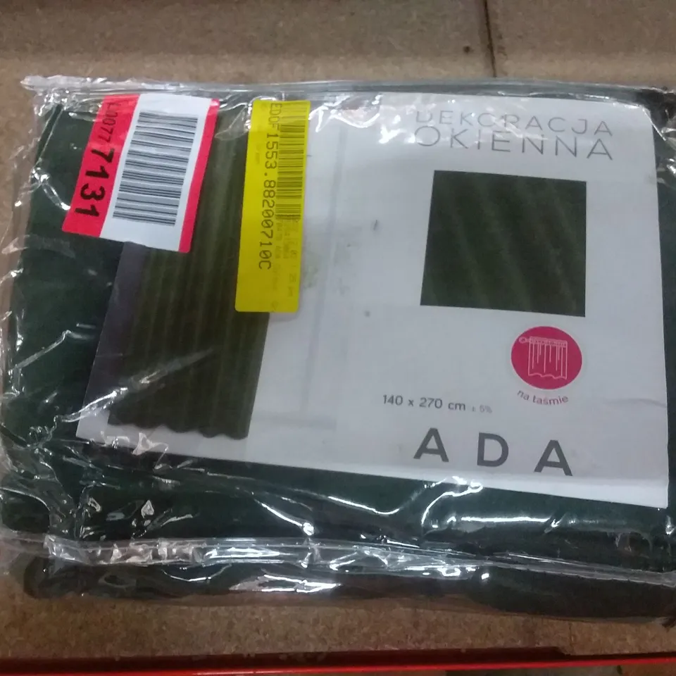 BAGGED ADA GREEN CURTAIN