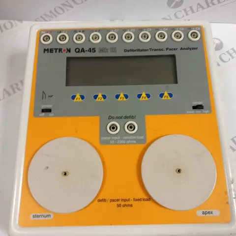 METRON QA-45 MK II DEFIBRILLATOR/TRANSC. PACER ANA;YZER MAIN UNIT ONLY