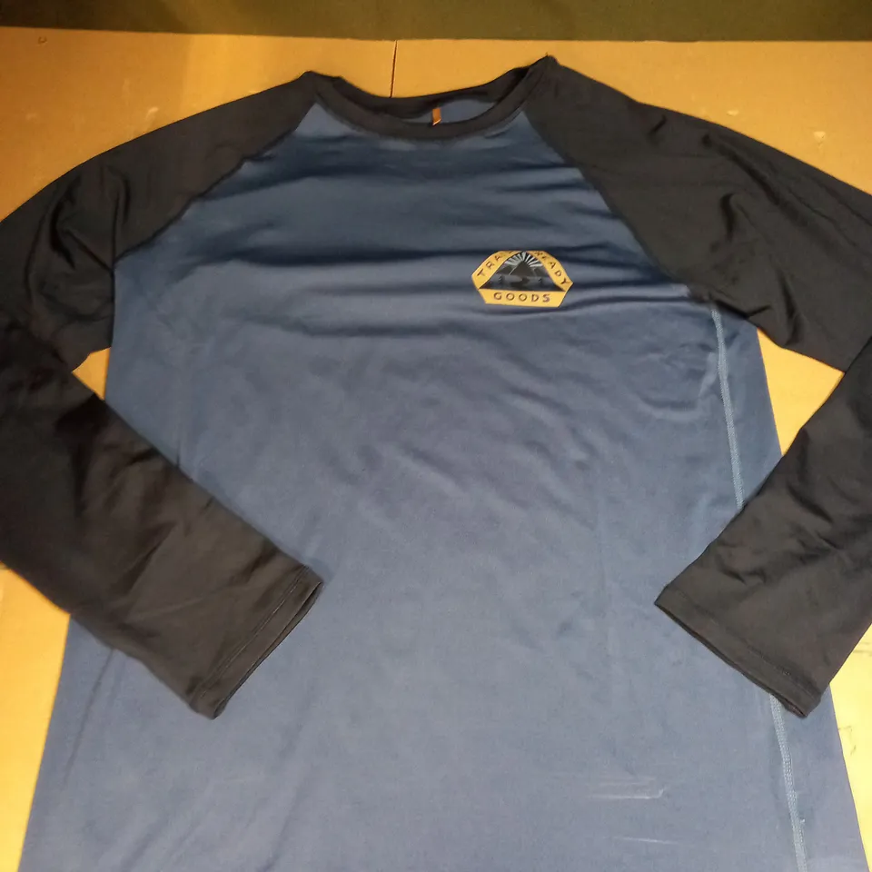 PASSENGER LONG SLEEVED TRAIL T-SHIRT SIZE L
