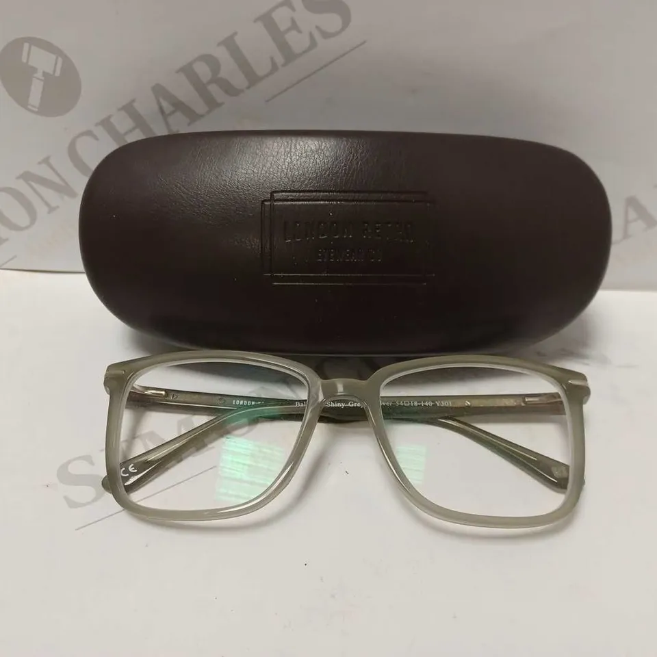 LONDON RETRO BALHAM SHINY GREY GLASSES 