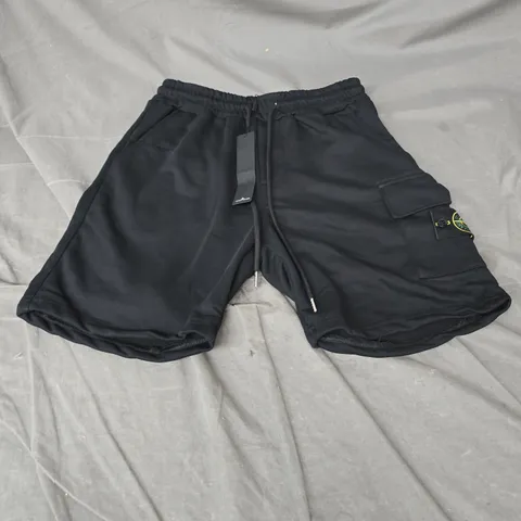 STONE ISLAND SWEAT SHORTS IN BLACK SIZE M