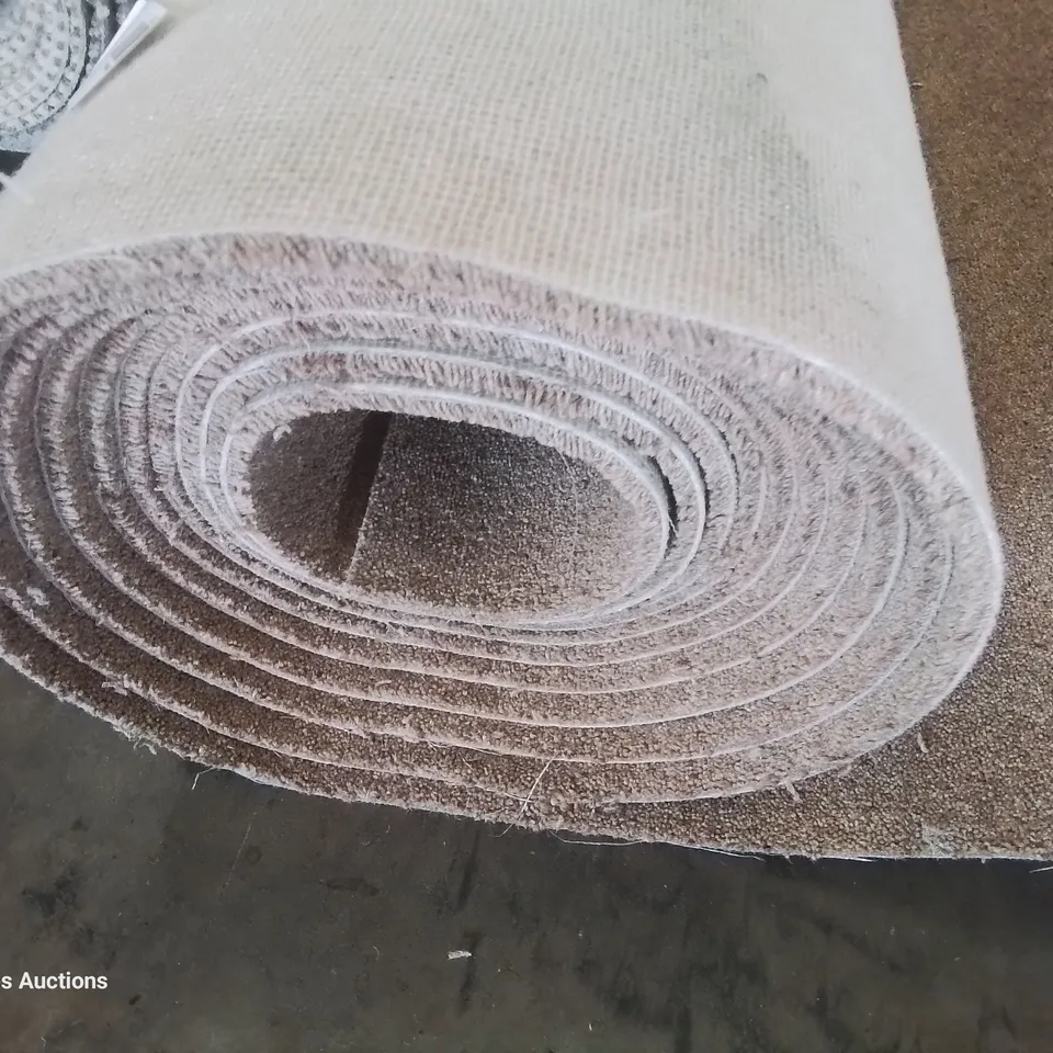 ROLL OF QUALITY DIMENSIONS HEATHERS CRESTA CARPET APPROXIMATELY 5M × 7.53M