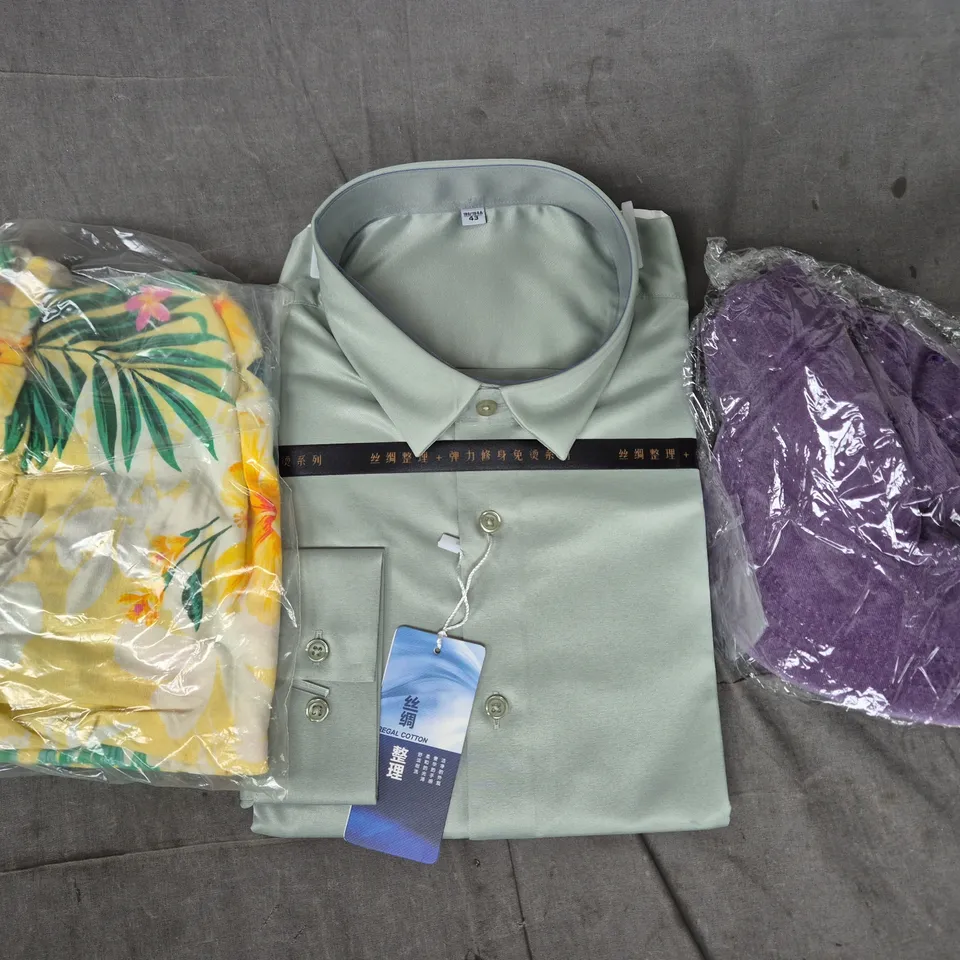 APPROXIMATELY 25 ASSORTED CLOTHING AND FASHION PRODUCTS IN VARIOUS STYLES AND SIZES - COLLECTION ONLY