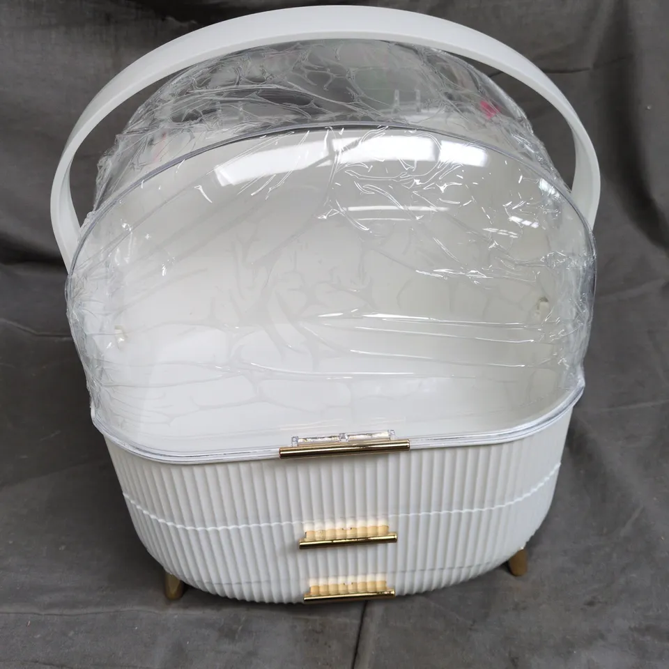 BOXED SHEONLY COSMETIC ORGANIZER IN WHITE